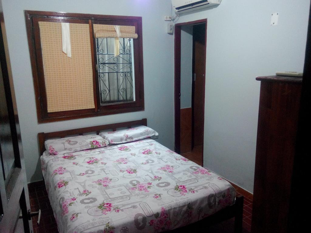 Iguazu Rey Hostel Пуэрто-Игуасу Экстерьер фото