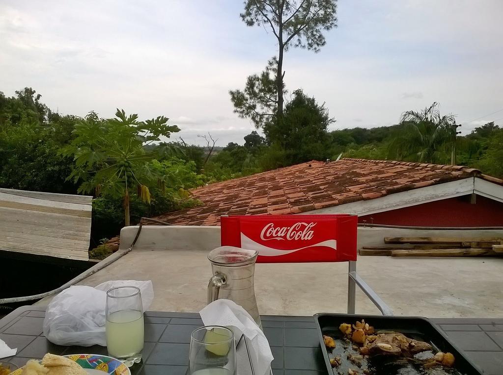 Iguazu Rey Hostel Пуэрто-Игуасу Экстерьер фото