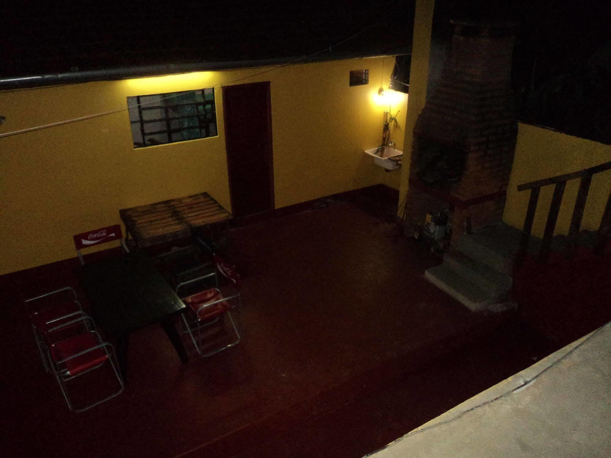 Iguazu Rey Hostel Пуэрто-Игуасу Экстерьер фото