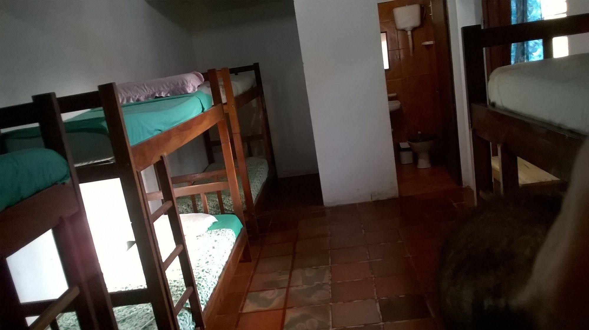Iguazu Rey Hostel Пуэрто-Игуасу Экстерьер фото